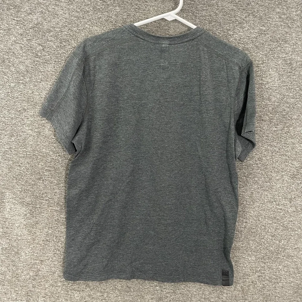 Ten Thousand Durable Shirt Mens Medium Gray Lightweight Athletic Training Tee